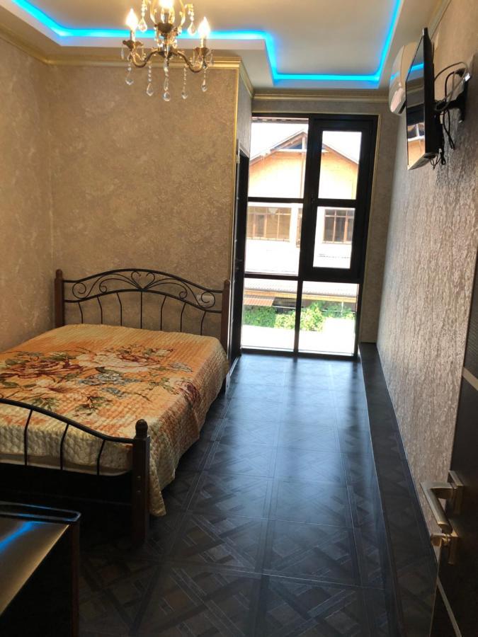 Nina Mini Hotel Gagry Zewnętrze zdjęcie